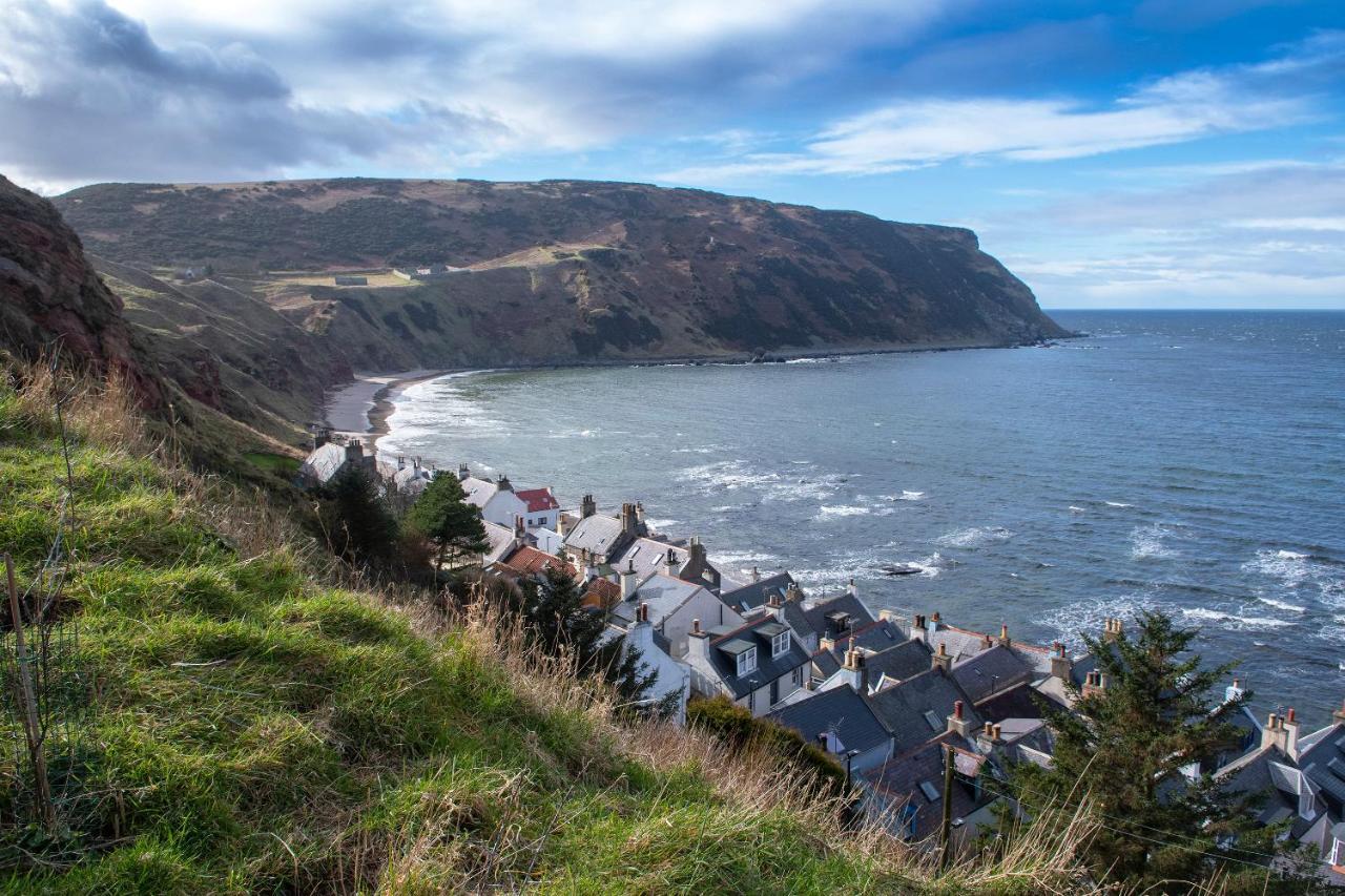 Finest Retreats - Ellie-Jo Cottage Gardenstown Exterior photo