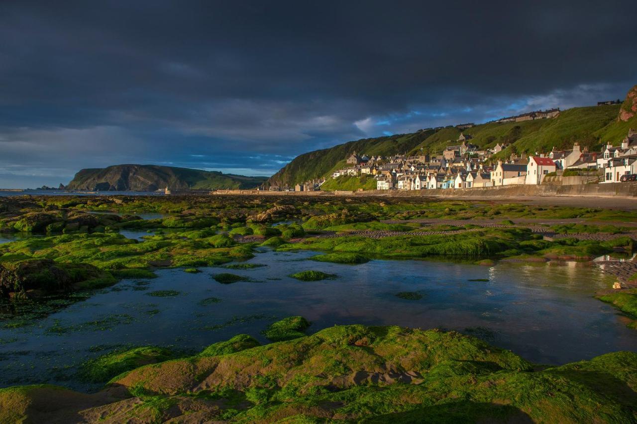 Finest Retreats - Ellie-Jo Cottage Gardenstown Exterior photo